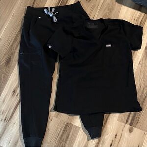 Figs Black Scrub Set (SMALL)